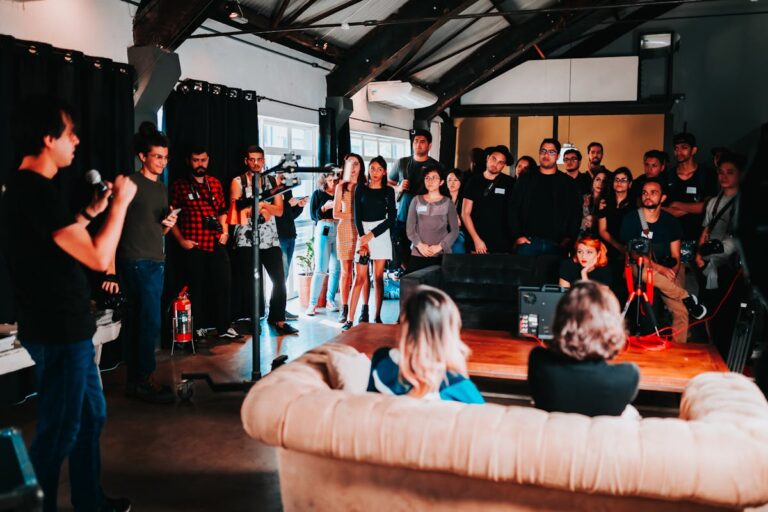 Hybrid Events 2025: Wo physisch und digital verschmelzen